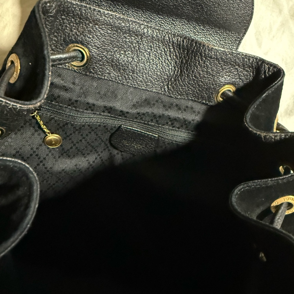 Vintage Gucci Black Backpack with Bamboo Accents - Picture 3 of 3